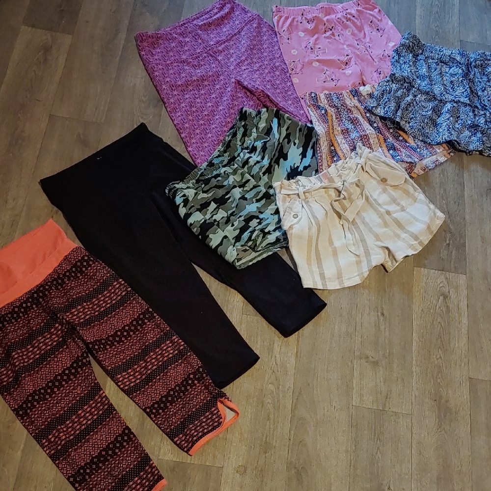 Colorful Girls Size 10-12 Shorts And Capris